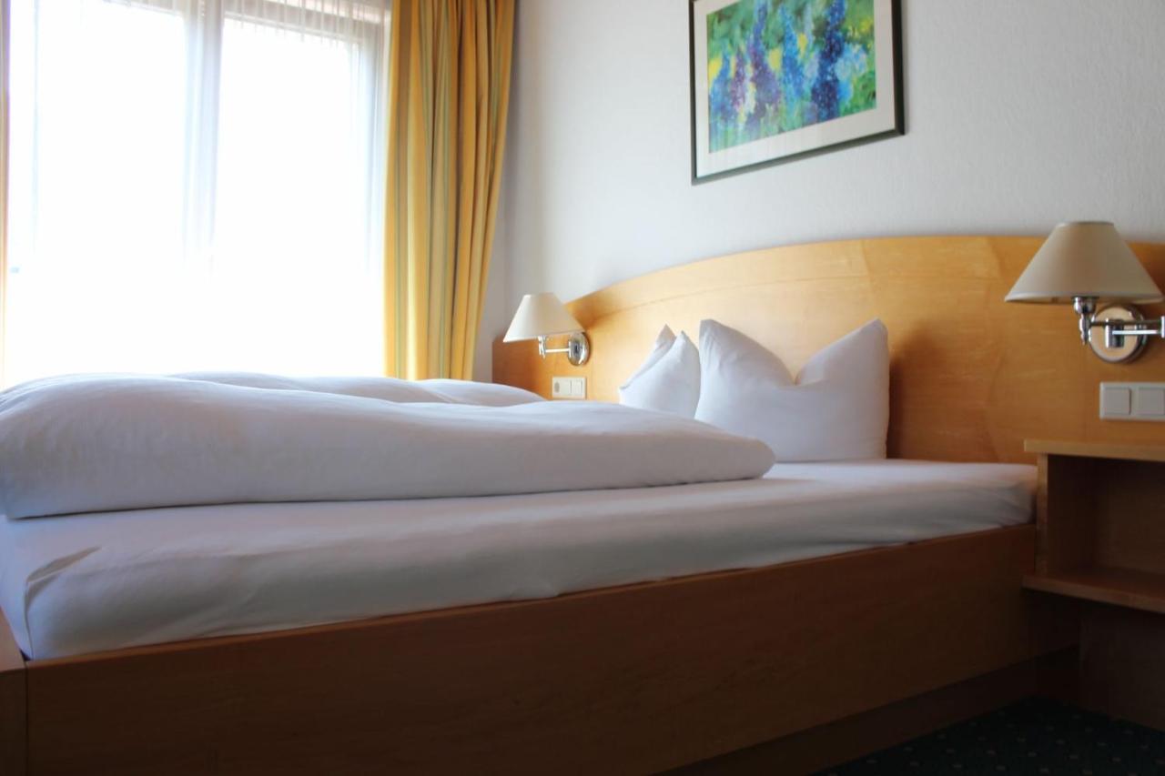 Wanderhotel Garni Cresta Schruns Extérieur photo