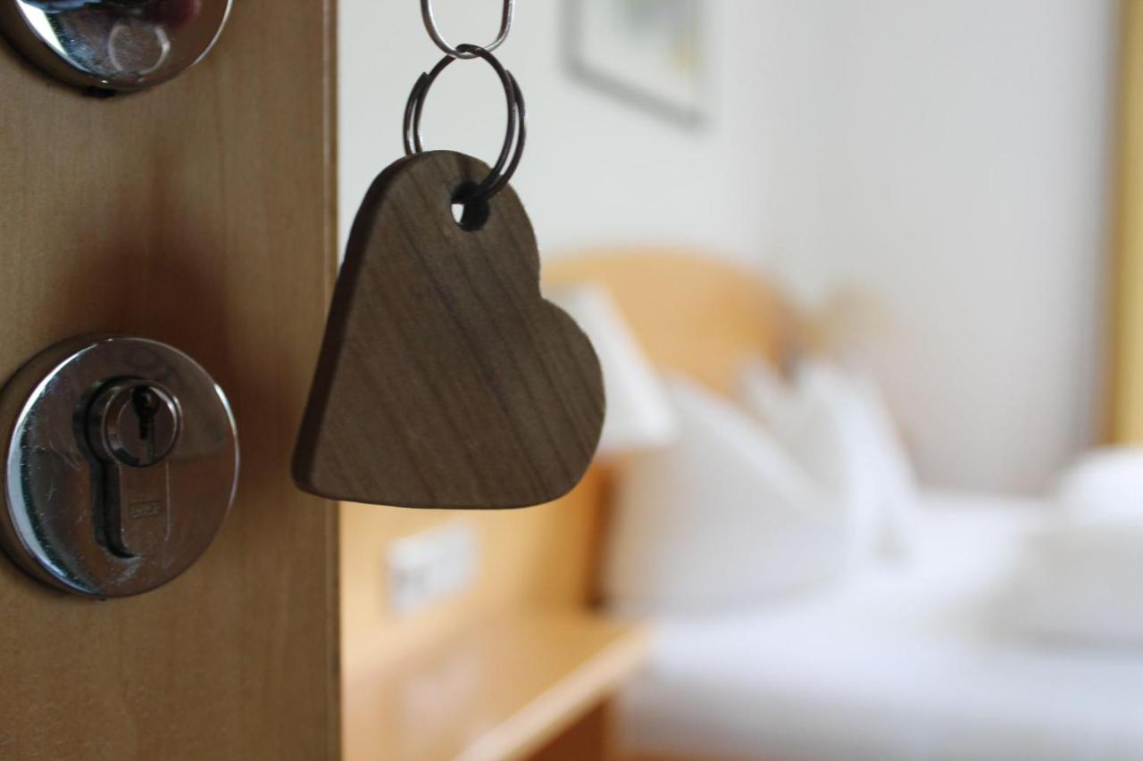 Wanderhotel Garni Cresta Schruns Extérieur photo